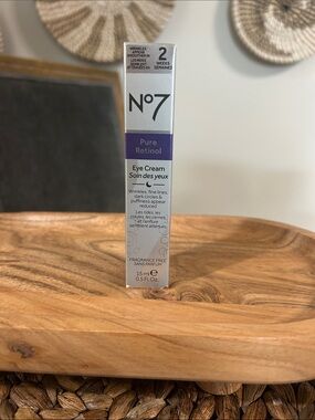 No7 Pure Retinol Eye Cream